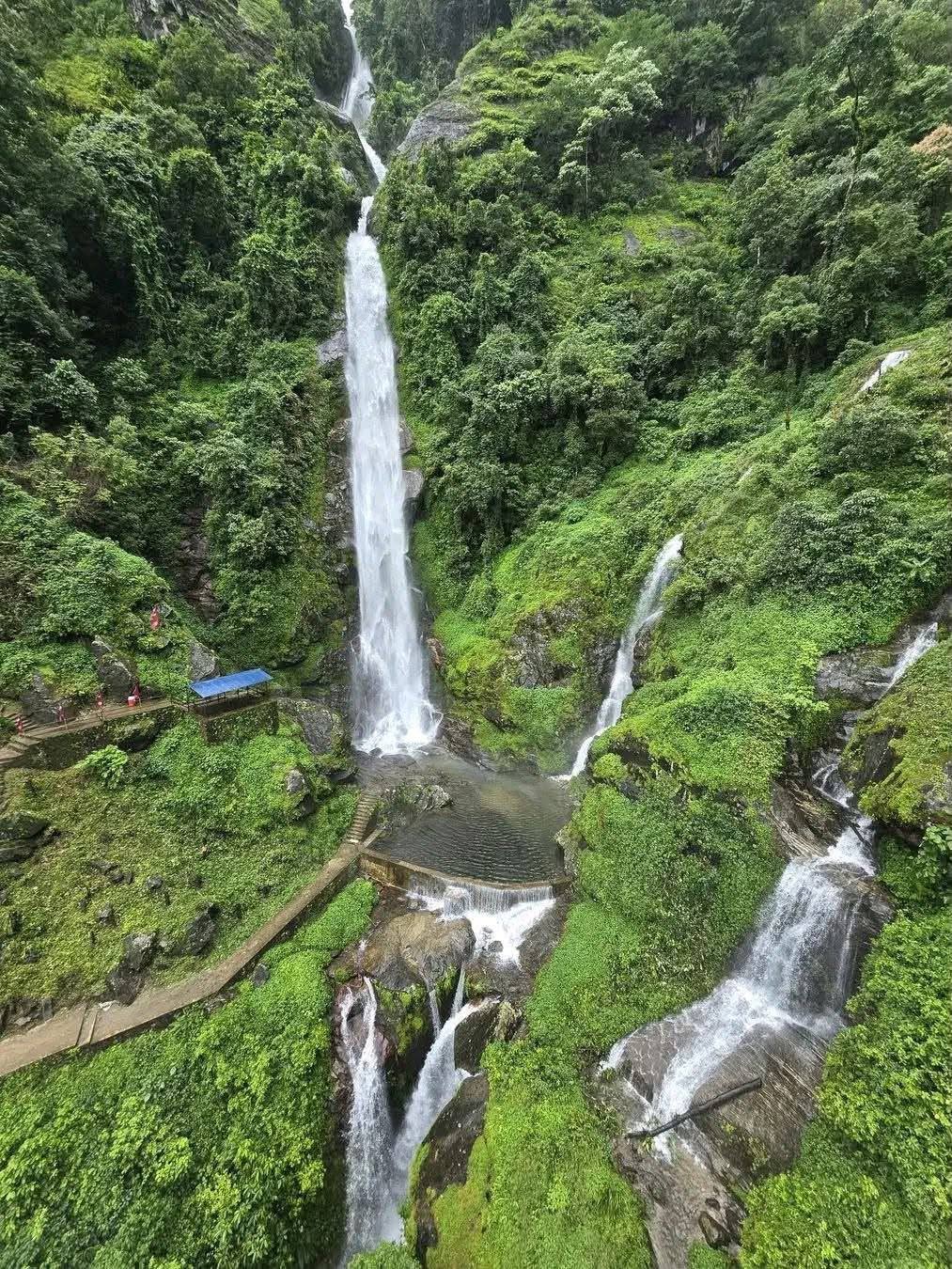 सङ्खुवासभाको घोर्ले झरना पर्यटकीय गन्तव्य बन्दै