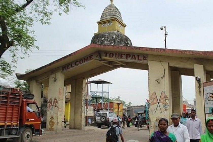 पश्चिमी नाकाबाट नेपाल भित्रिने विदेशी पर्यटक बढे