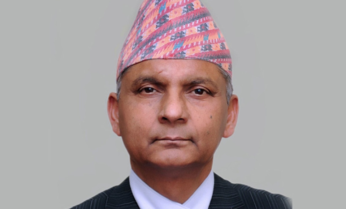पूर्वअध्यक्ष रेग्मीद्वारा बढी प्रभावितलाई सहयोगका लागि आह्वान