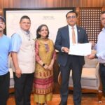 युलेन्स फाउन्डेसनद्वारा प्रधानमन्त्री राहत कोषमा २० लाख रुपैयाँ सहयोग