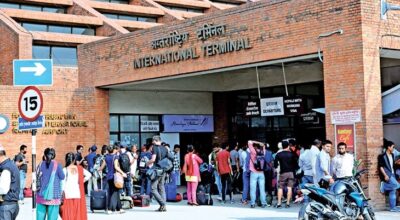 दसैँको बिदामा पनि रोकिएन विदेशिने युवाको लर्को