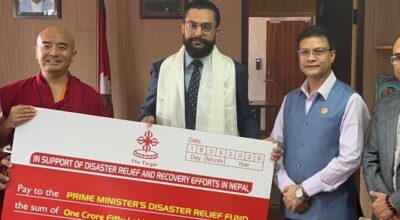 बाढी प्रभावितका लागि गुरु रिम्पोछेद्वारा १ करोड ५० लाख सहयोग