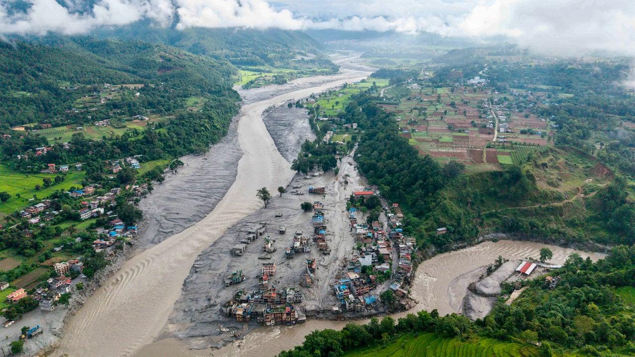 भोटेकोशीमा ७२३ अर्बको भार