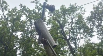 लगातारको वर्षाले सुर्खेतमा विद्युत् सेवा अवरुद्ध