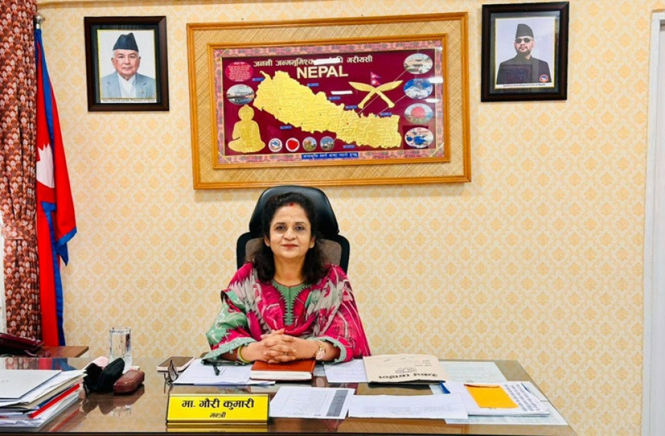 काठमाडौं उपत्यकामा देखिएको ग्यास अभाव सहज बनाउन उद्योगमन्त्री यादवको निर्देशन