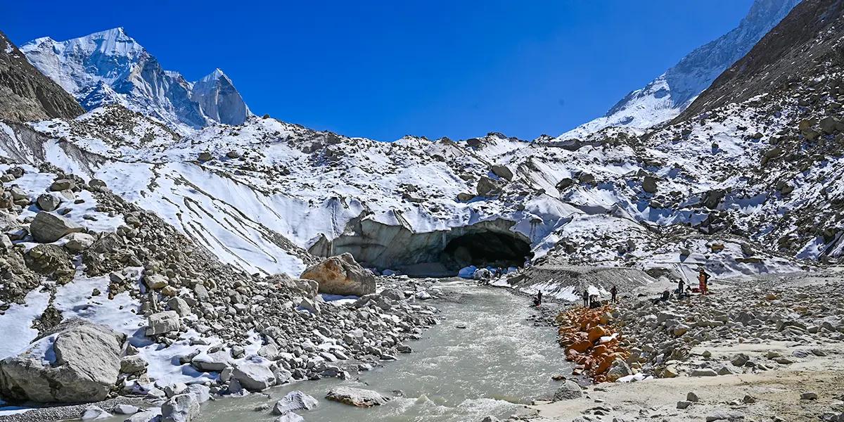 हिमालयमा पग्लिँदै भविष्य