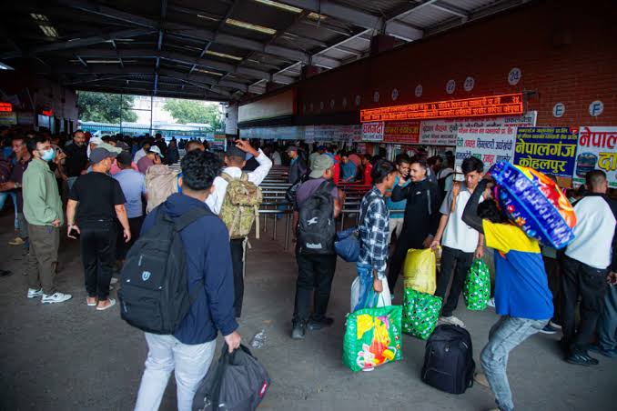 दशैंमा उपत्यकाबाट १० लाख यात्रु बाहिरिने
