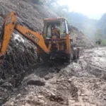 पृथ्वी राजमार्गका सात स्थानमा पहिरो, दुई ठाउँमा सडक पूर्ण अवरुद्ध