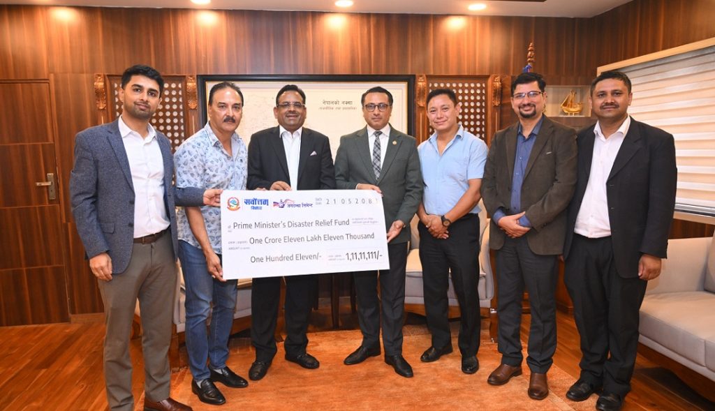 सर्वोत्तम र जगदम्बा सिमेन्टद्वारा प्रधानमन्त्री दैवी प्रकोप उद्धार कोषमा एक करोड बढी सहयोग