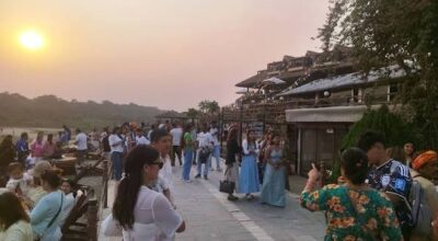 कृष्णभिर सडक खुलेसँगै सौराहामा पर्यटकीय चहलपहल बढ्यो