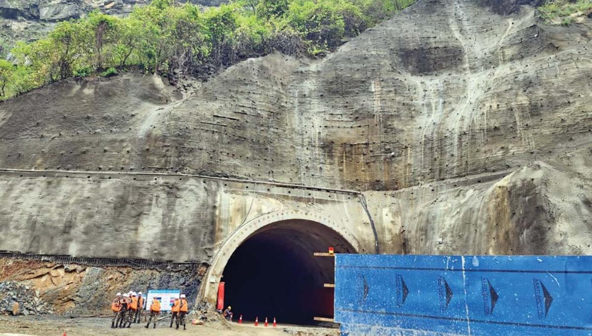 सिद्धबाबा सुरुङमार्गः आगामी मङ्सिरभित्रै गाडी गुडाउने तयारी