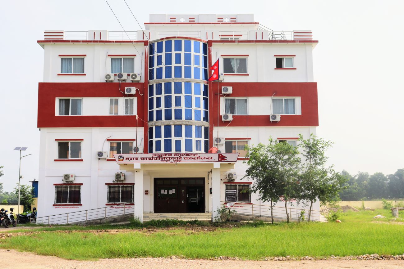 ठाकुरबाबा नगरपालिकाले छाडा पशुबाट प्राङ्गारिक मल उत्पादन गर्दै