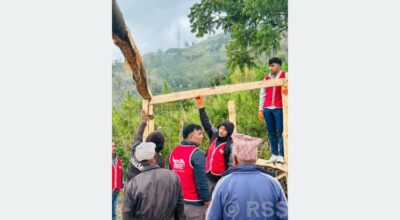 पहिरो प्रभावितलाई श्रमदानबाट अस्थायी आवास