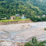 बाढीले धानखेत बगाएपछि किसान चिन्तित