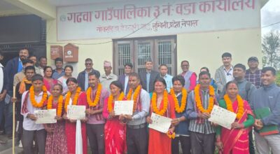 दाङका ८ भूमिहिन परिवारले पाए लालपुर्जा