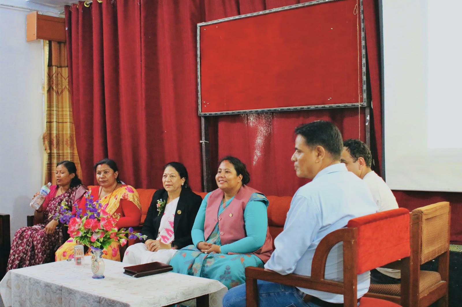 कृषि क्षेत्रका समस्या समाधान गर्न मन्त्रालय र उद्योगीबीच छलफल