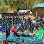 सिटिजन्स बैंकद्वारा जुम्लाका तीन सय विद्यार्थीलाई न्यानो स्वेटर वितरण