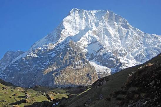 दार्चुलाको अपि हिमालमा पर्यटन उत्सव हुने