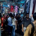 दसैँ-तिहार नजिकिएसँगै भृकुटीमण्डपमा किनमेल गर्नेहरूको भीड