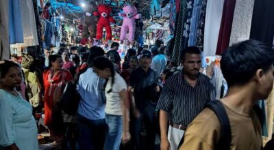 दसैँ-तिहार नजिकिएसँगै भृकुटीमण्डपमा किनमेल गर्नेहरूको भीड