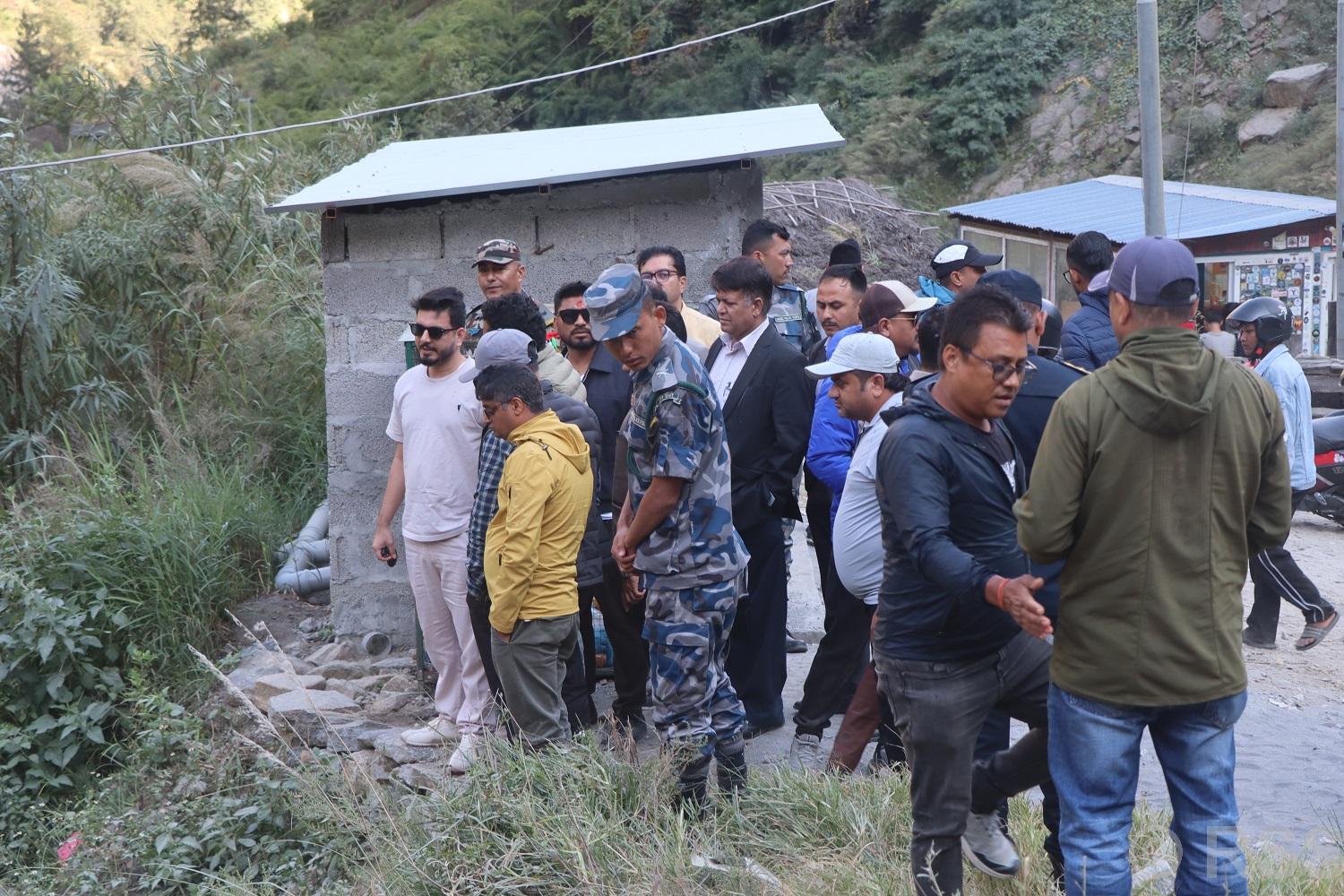 पुनः निर्माणमा बजेटको कमी हुन नदिने मन्त्री लम्सालको प्रतिबद्धता