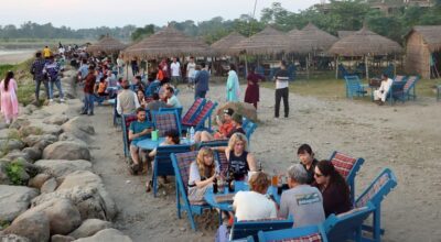 यस वर्षको दसैँमा सौराहामा आन्तरिक पर्यटक घटे