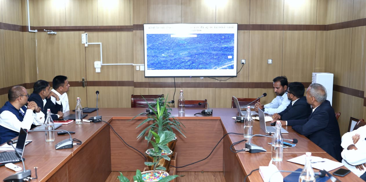 निर्माणाधीन ट्रान्समिसन लाइनको अवरोध फुकाउँदै ऊर्जा मन्त्रालय, १२ प्रसारण लाइनको काम यसै वर्ष सकिने
